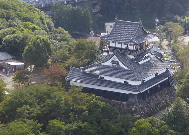 Inuyama-Castle2.jpg