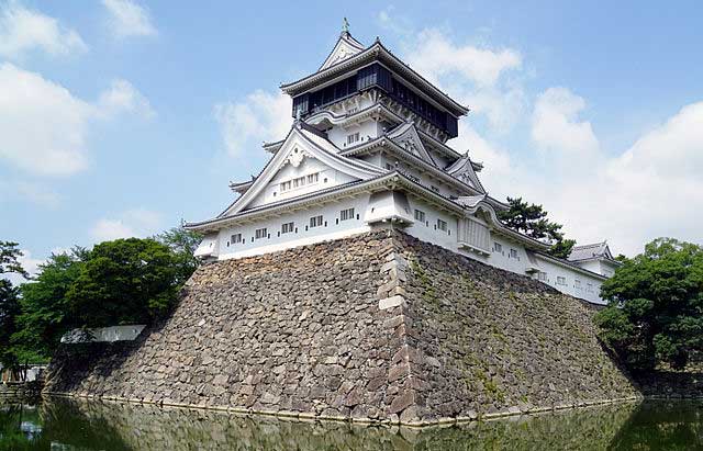 Kokura-Castle.jpg